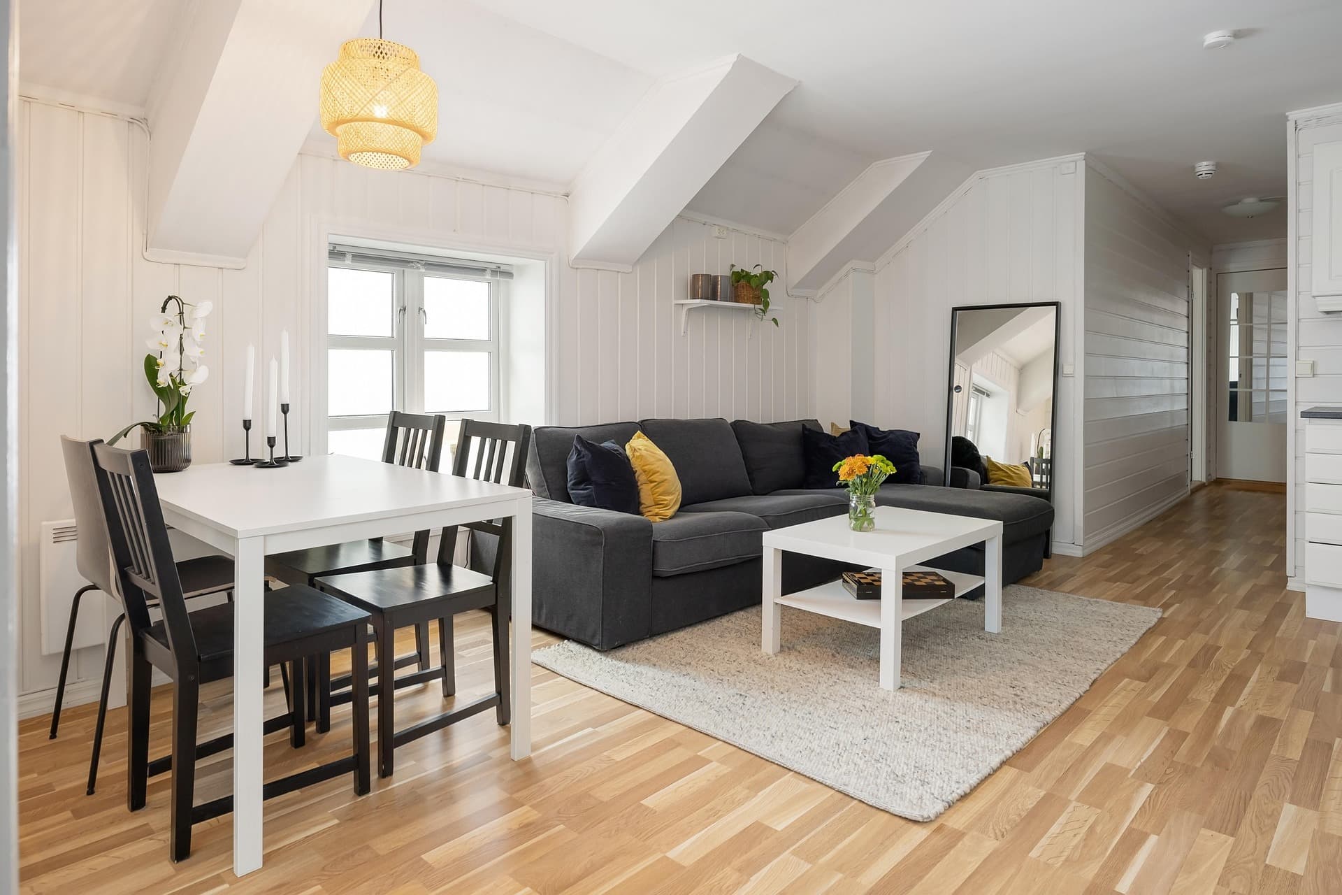 Why Consistent Editing Style Builds Trust in Real Estate Marketing