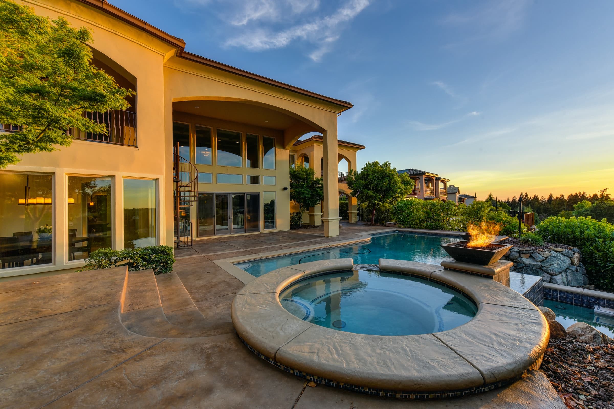 How to ensure that your listing photos will sell your home?