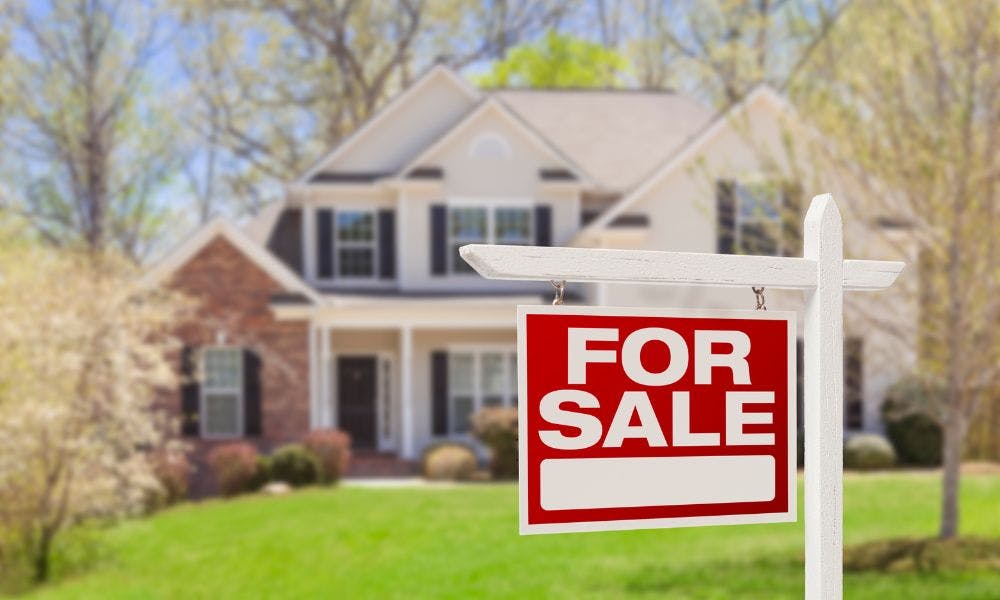 9 Home Listing Red Flags That Will Send Buyers Running
